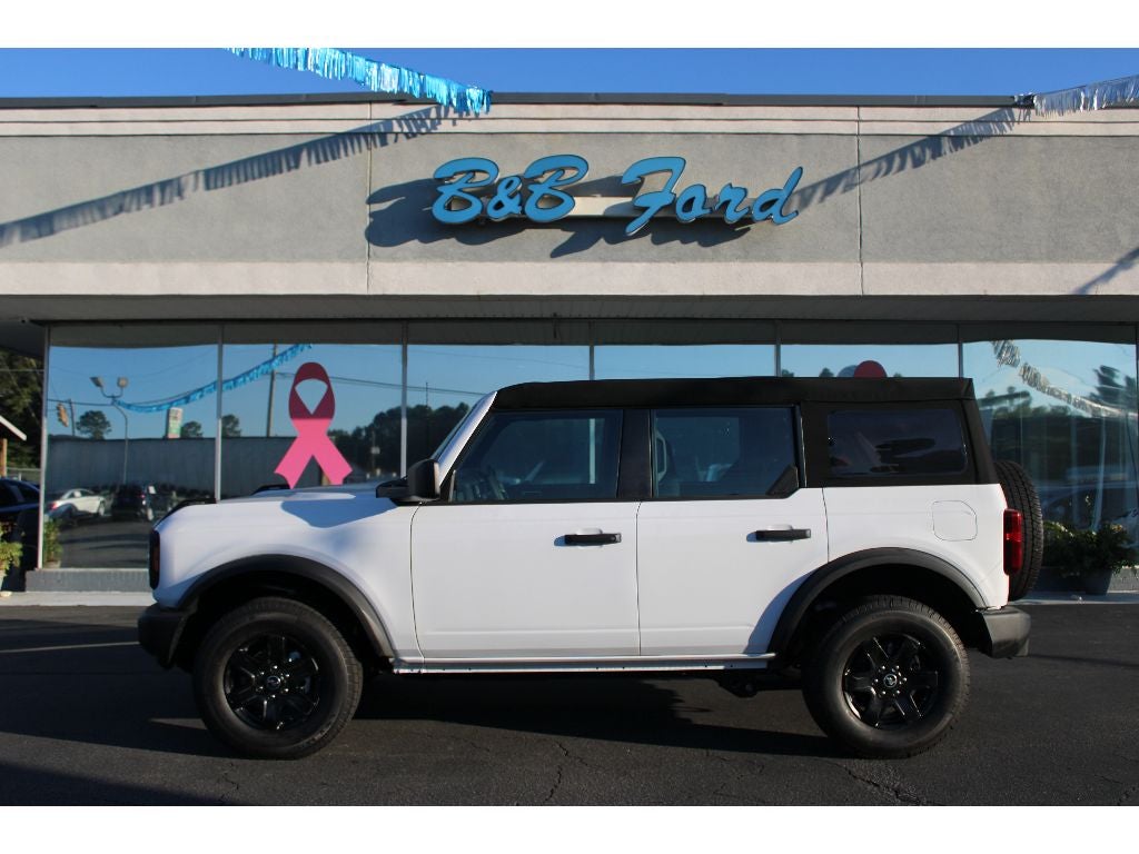 2025 Ford Bronco Base