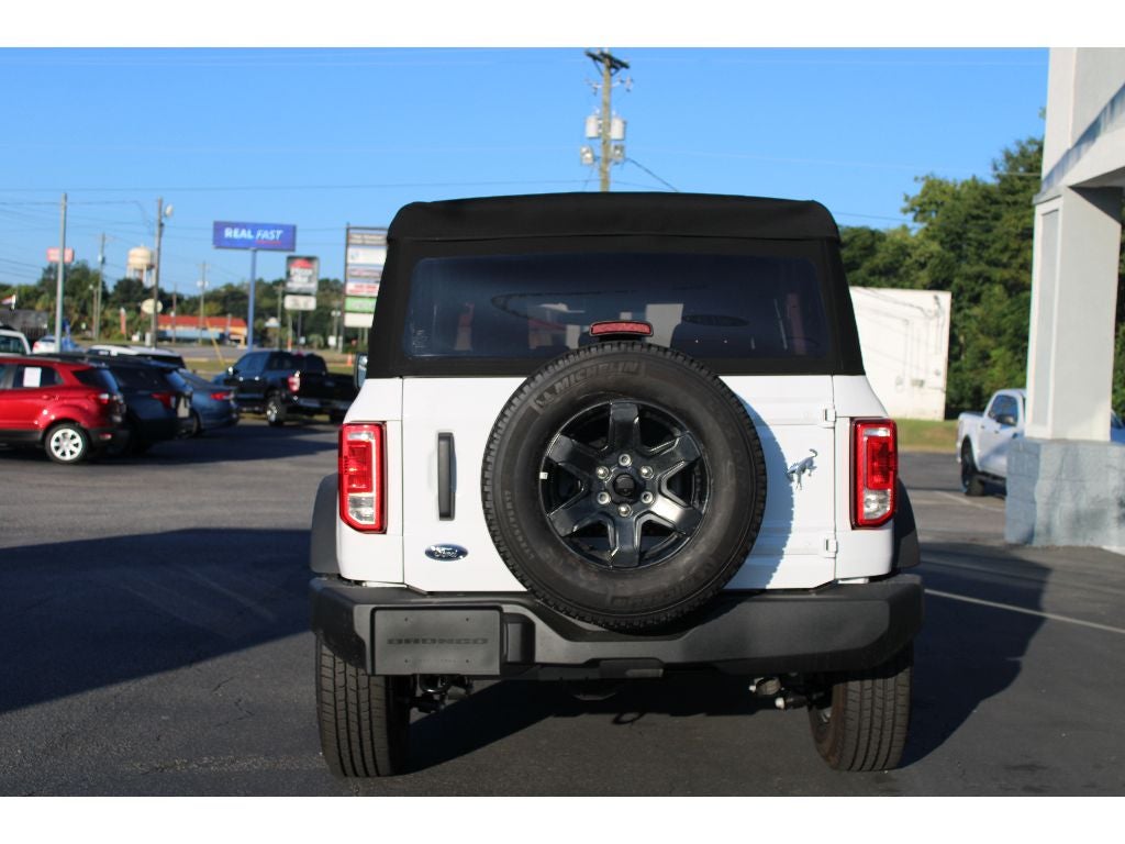 2025 Ford Bronco Base