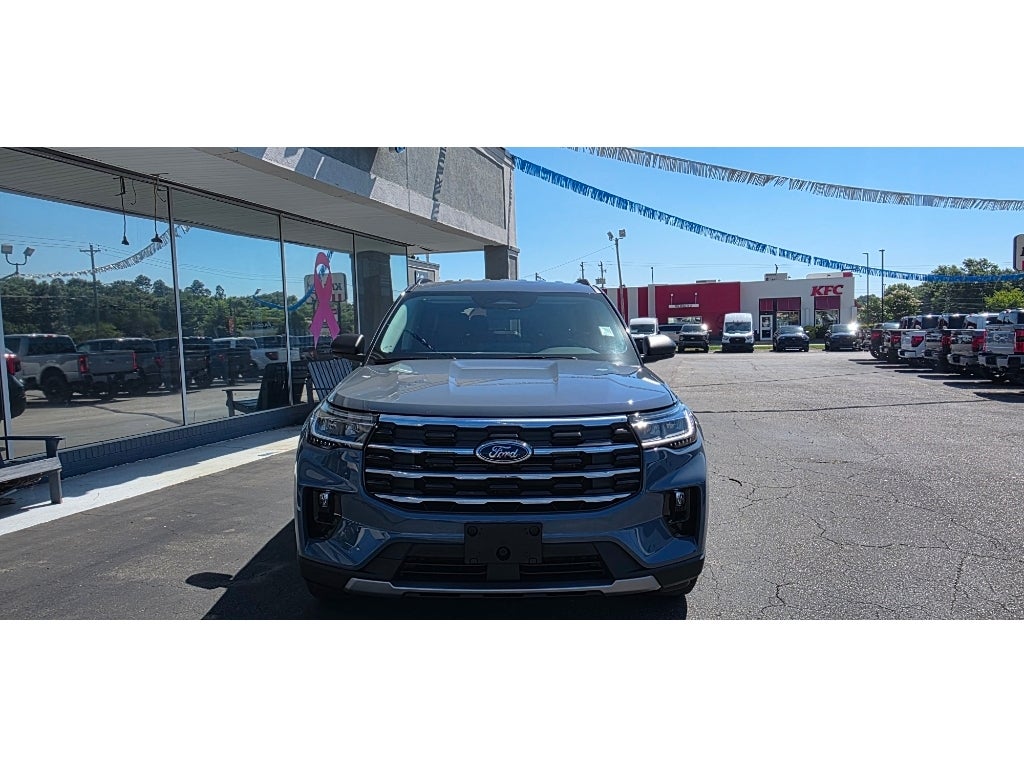 2026 Ford Explorer Active w/200A Pkg