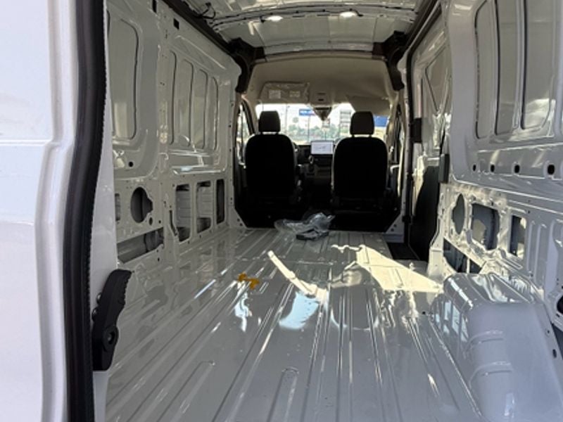 2026 Ford Transit Van Base