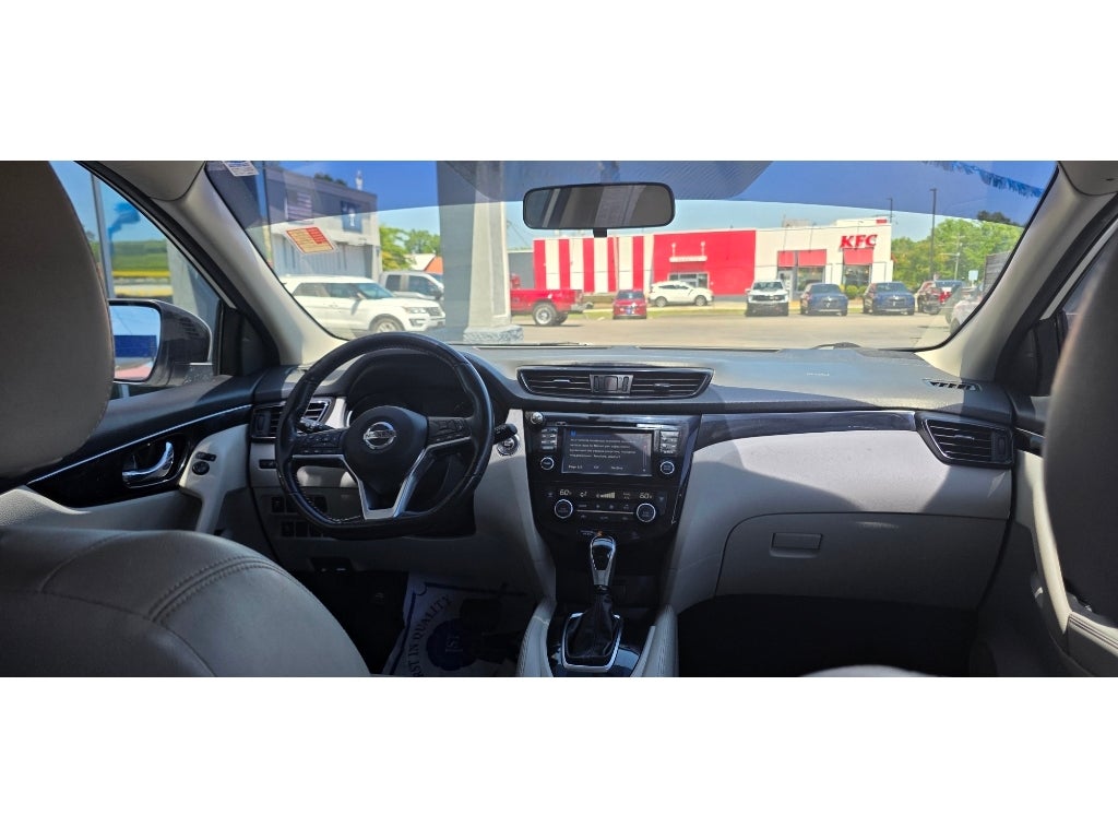 2018 Nissan Rogue Sport SL